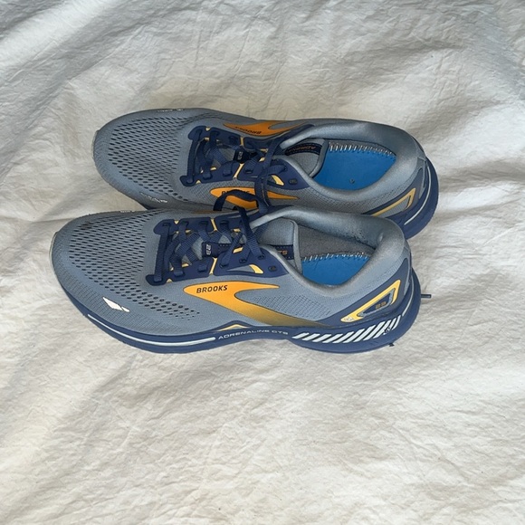 Brooks Adrenaline GTS 23 Grey Crown Blue Orange Running Shoe Men's Size 10 - Picture 2 of 7